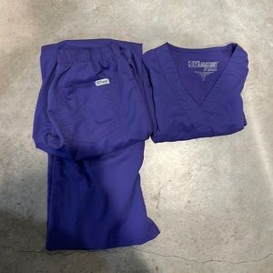 Greys anatomy Barco brand scrubs (purple) Xs petite
